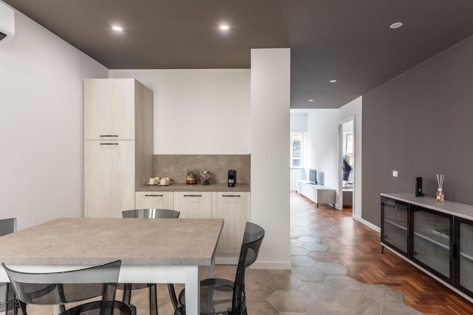 Skylife Modern 4-bedroom Trastevere Rome